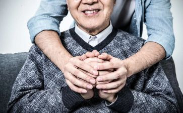 拥抱爸爸作文7篇