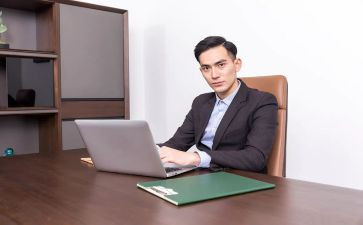 编辑员工作总结优质8篇