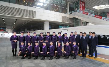乘务员工作总结参考8篇