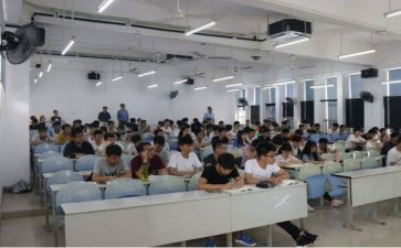 2024成校年度工作总结报告参考5篇