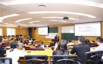 300字的大学自我鉴定精选8篇