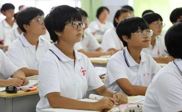 高一800字优秀作文6篇