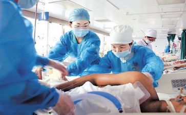 在医院护士的个人述职报告精选8篇