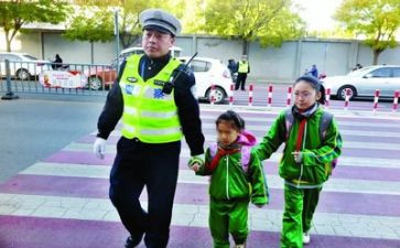交警工作个人述职述职报告8篇