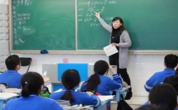 教师年度主要事迹6篇