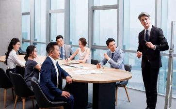 教育局局长教育述职报告7篇