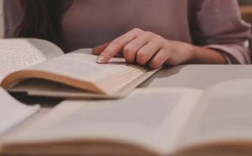 大学生读课外书调查报告8篇