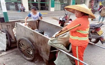 扫大街的作文7篇
