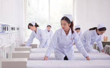 中专卫校毕业自我鉴定7篇