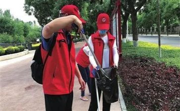 学雷锋日讲话稿推荐8篇