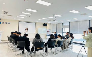 培训学校工作汇报总结7篇