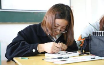 教师中二述职报告推荐8篇